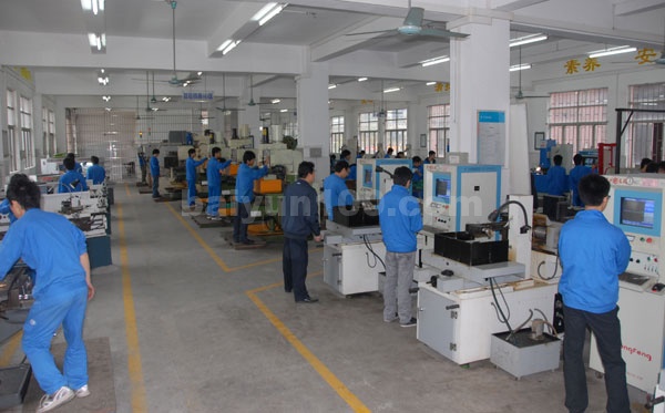 模具制造中心（学生模具制造实习）