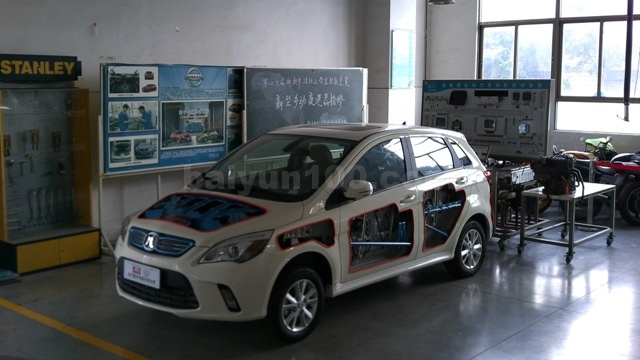 新能源汽车实训场室