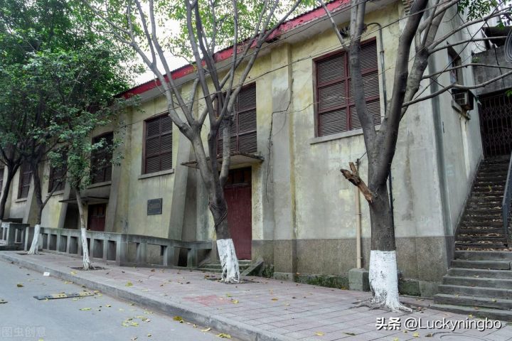 重庆十大名牌大学排行榜前十（2023重庆十大知名院校）-广东技校排名网