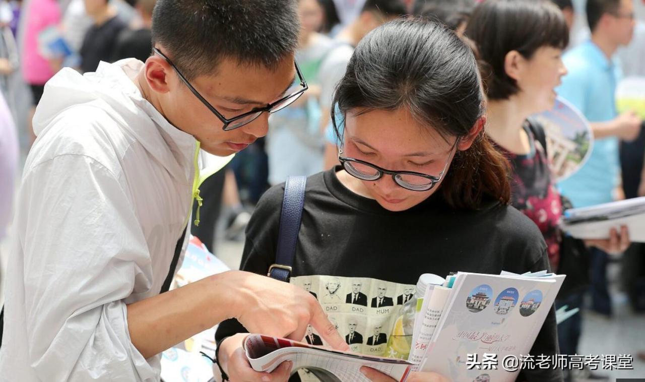 上海健康医学院是公办还是民办（附招生专业）-广东技校排名网