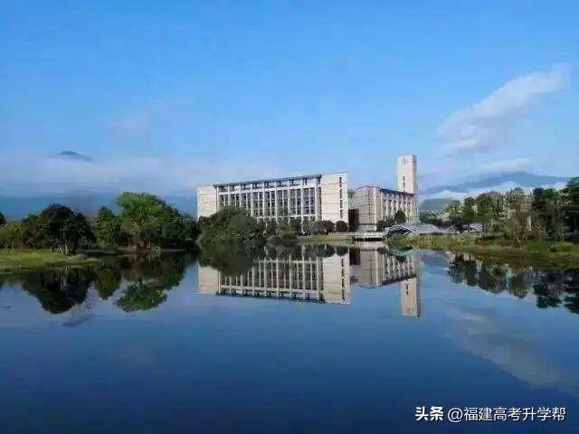 福建职校排名前二十名学校，重点专业是什么？-1