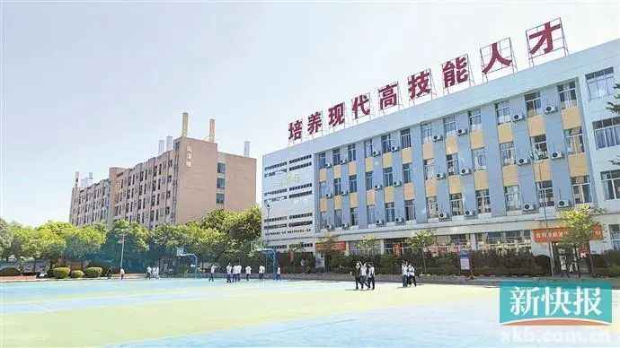 广州市华风技工学校-孕育德心体融合工巧艺一体的高素质技能人才-1