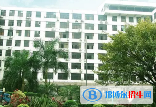 广州学汽修哪个学校好 广州汽修中专学校-2